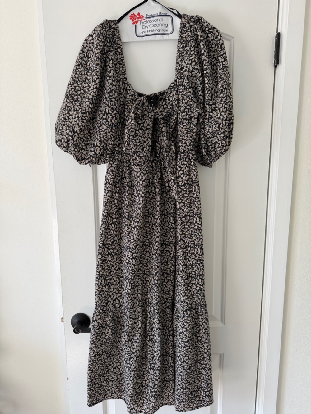 Bloomingdale’s Aqua Black and Cream Puff Sleeve Floral Maxi Dress